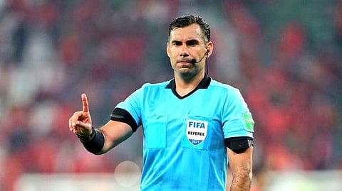 الحكم الجواتيمالي ماريو إسكوبار