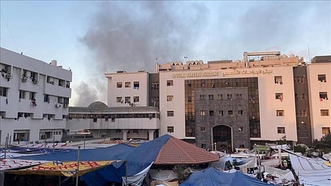 "إسرائيل" تعترف بقتل 50 فلسطينيًا في مجمع الشفاء.. و"مكتب" غزة يتهمها بارتكاب مجزرة