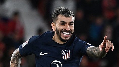 أنخيل كوريا لاعب أتليتكو مدريد الإسباني