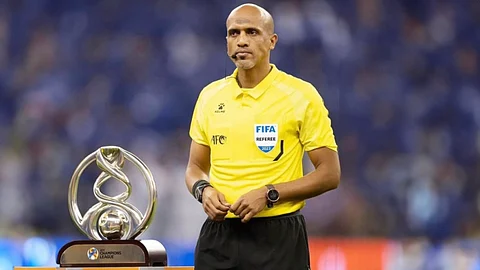 الحكم العماني أحمد الكاف