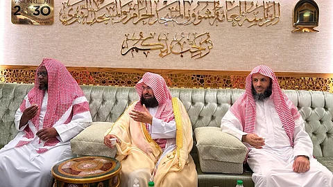 "السديس": فهم الإسلام الصحيح بمعناه الوسطي الشامل صمام الأمان وطوق النجاة من الفتن