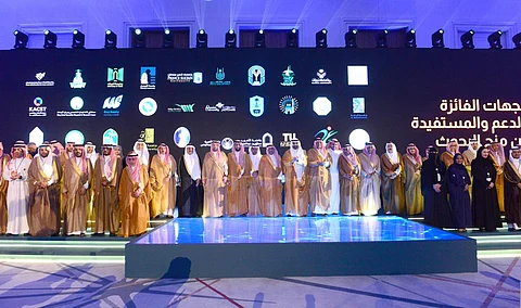 ريادة علمية.. "التخصصي" يفوز بـ 5 منح بحثية من برنامج دعم المختبرات
