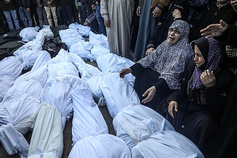 شهداء غزة وصلوا إلى 31341 و73134 إصابة