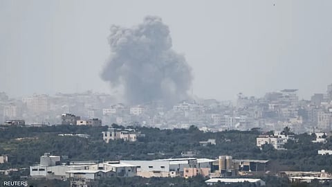 منازلُ تُقصَف وعائلاتٌ تموت.. لا رادع لإسرائيل في اليوم الـ 165 من عدوانها على غزة