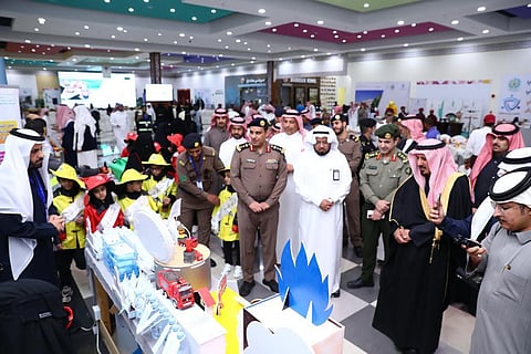 محافظ القويعية سعد بن معمر يدشن فعاليات اليوم العالمي للدفاع المدني