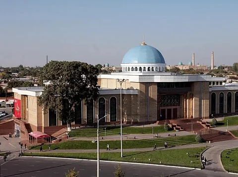 رمضان في "مدينة الحرير".. قلب آسيا النابض فتحها "قتيبة" واحتلها القياصرة وعادت منارة للإسلام