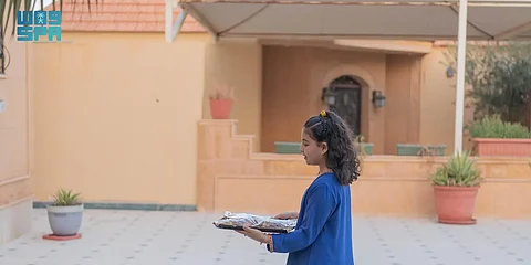 عادات أصيلة ..."الطعمة" تبادل أطباق المأكولات بين الجيران في الحدود الشمالية