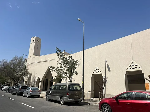 الانتهاء من ترميم وصيانة جامع الملك فهد بحي الملز بالرياض وتجهيزه قبل شهر رمضان