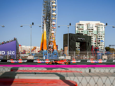 حلبة كورنيش جدة تشهد سباق الجولة الثانية من بطولة العالم للفورمولا 1.. اليوم السبت