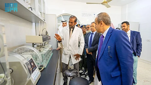 لتشجيع البحث العلمي والابتكار.. البرنامج السعودي لتنمية اليمن يفتتح مشاريع في جامعة عدن
