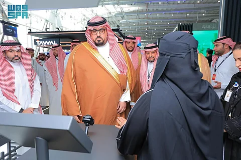 "الإبراهيم" يتجوّل داخل جناح "الداخلية" في مؤتمر "ليب 2024"