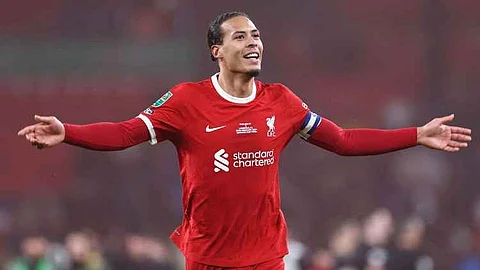 مدافع ليفربول الإنجليزي فان دايك