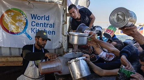 بعد تعليق عملها.. "المطبخ المركزي العالمي" تستأنف عملياتها في غزة غدًا