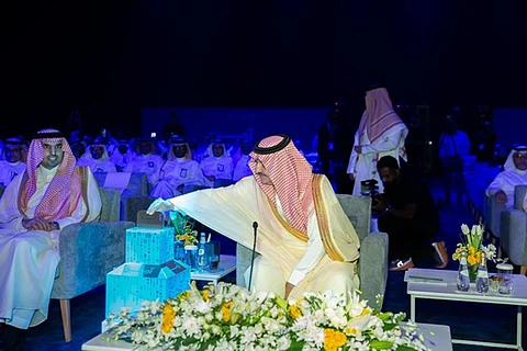 أمير الشرقية يفتتح معرض "آمن" للتوعية بالأمن السيبراني وينوّه بدعم القيادة للقطاع