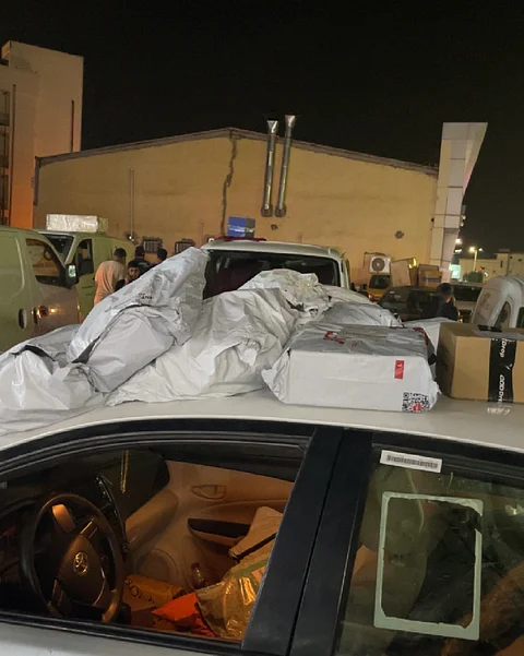 العارضة.. شركات توصيل تخالف "هيئة النقل" وتُهدِّد بإعادة طلبات العيد ما لم يتم الحضور لاستلامها