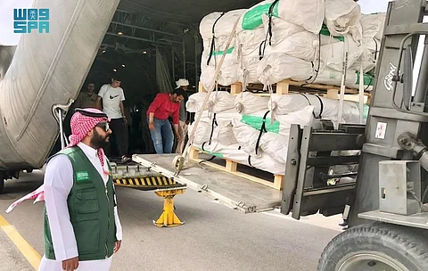 وصول الطائرة الإغاثية السعودية الـ 48 لإغاثة الشعب الفلسطيني في قطاع غزة