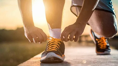 "عش بصحة": المشي السريع فوائده أكبر من البطيء في تقليل الدهون وضبط الوزن