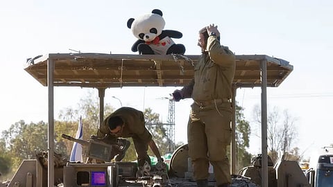 جنديان إسرائيليان في قطاع غزة