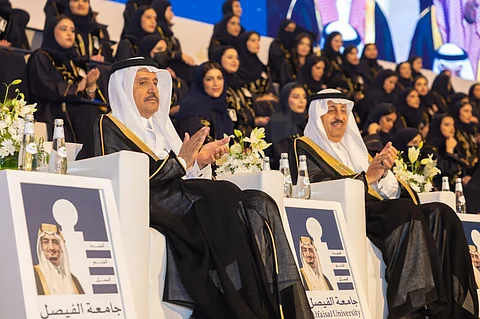 الدفعة الـ 13.. "جامعة الفيصل" تمدُّ القطاع الهندسي بـ 200 خريج وخريجة