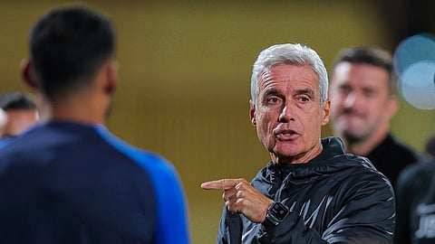 تحضيراً لمواجهة الخليج "دورياً".. "كاسترو" يعود لقيادة النصر