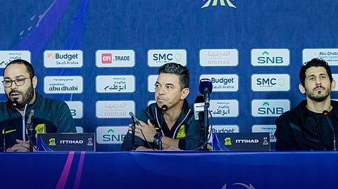 مارسيلو غاياردو مدرب الاتحاد خلال المؤتمر الصحفي الخاص بكأس السوبر