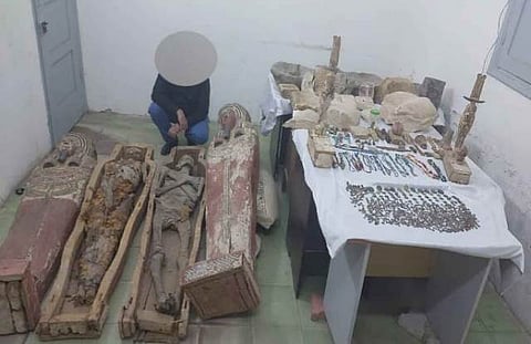 بينها توابيت ومومياوات.. مصر تضبط 1118 قطعة أثرية فرعونية مسروقة