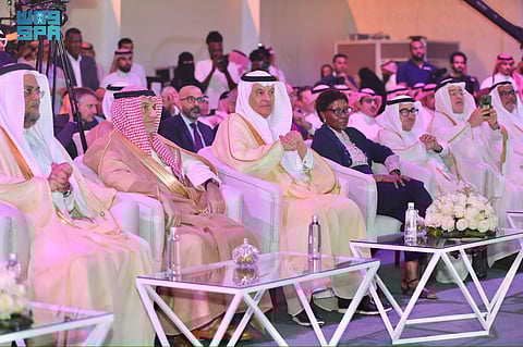 "الفضلي" يُدشّن أسبوع البيئة ويدعو إلى تعزيز الشراكة المجتمعية مع مختلف القطاعات