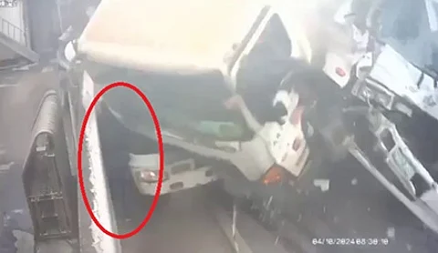 بين شاحنة وسور خرساني.. شاهد ما حدث لهذا الرجل في تايوان