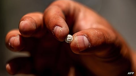 ضربة لشبكات المخدرات بسوريا ولبنان.. قانون "الكبتاغون 2" في طريقه إلى مكتب "بايدن"