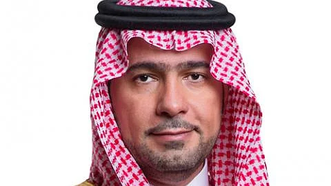 وزير الشؤون البلدية والقروية والإسكان ماجد بن عبدالله الحقيل