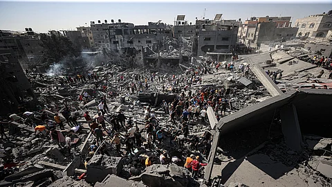 طواقم الإنقاذ بغزة: 10 آلاف مفقود غير مدرجين في إحصائية الشهداء