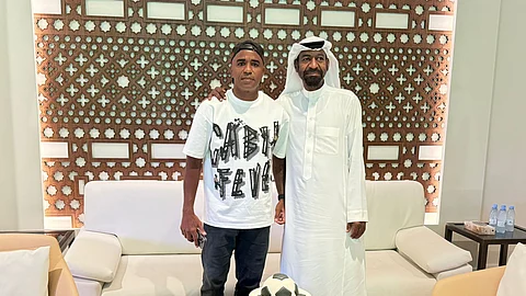 شاهد.. مبادرة "وسط جدة تجمعنا" تحضر في ديربي الأهلي والاتحاد