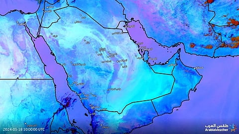 هبّات تحملها صور الأقمار وتنبيه.. "أتربة مثارة" تندفع صوب محافظات بالرياض