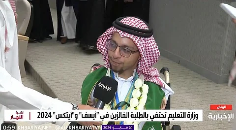 بعد فوزه بذهبية بآيتكس.. الطالب حسن الرميح: همتي لتمثيل بلادي ذلّلت كل المعوقات أمامي