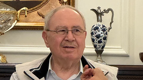 السفير السعودي لدى الأردن وفلسطين نايف بن بندر السديري