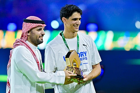 من أمام النصر.. حارس الزعيم "بونو" يفوز بجائزة أفضل لاعب في نهائي "أغلى الكؤوس"