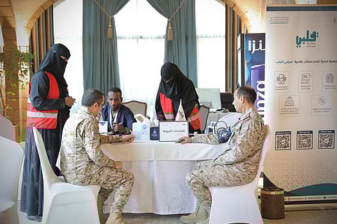 "قلبي" تقدم خدماتها الطبية لـ 150 من منسوبي نادي ضباط القوات المسلحة