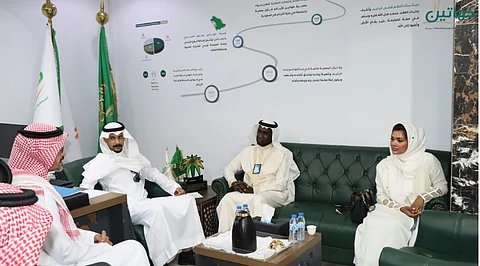 17 حقيبة تعليمية لأبناء جمعية "كهاتين".. يقدمها شركاء النجاح جمعية "عون" التقنية