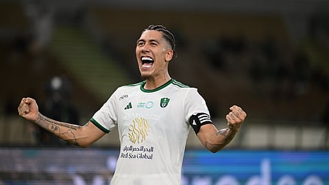 فرحة فيرمينو لاعب الأهلي بتسجيل هدف الفوز على الفيحاء