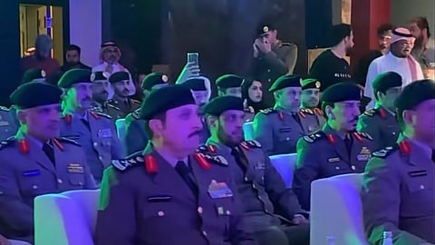 بثها سناب "الداخلية"... تعرّف على خدمات الأمن العام الجديدة عبر منصة "أبشر"