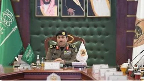 مدير الأمن العام يرأس اجتماع اللجنة الأمنية بالحج ويستعرض خطط القطاعات المشاركة