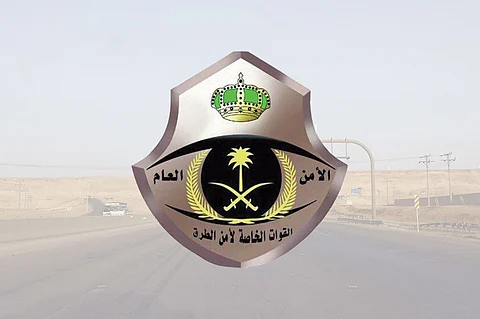يروج أقراصًا خاضعة للتنظيم في مركبة يستقلها.. أمن الطرق يطيح به على طريق "الليث - عسير"