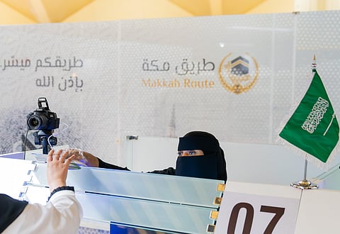 "سدايا" تسهل خدمة الحجاج عبر "طريق مكة" في مطار جناح بكراتشي