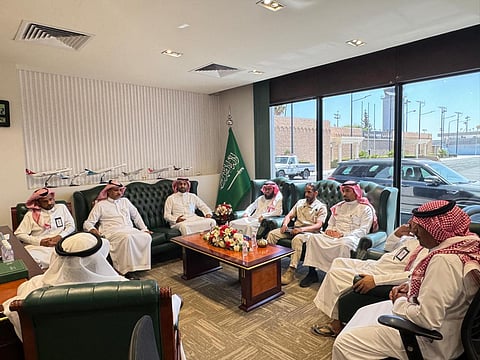"مدير صحة الطائف" يتفقد مركز المراقبة بالمطار ويقف على استعدادات المراكز الصحية بالمواقيت