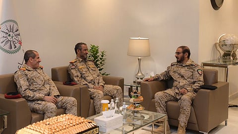 قائد القوات المشتركة يستقبل رئيس هيئة الأركان العامة اليمنية