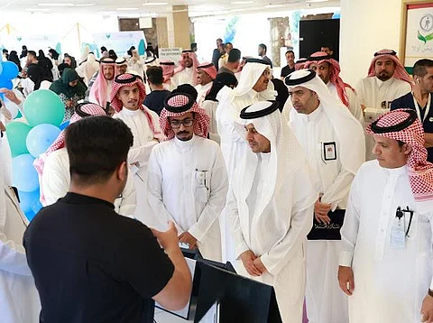 بمناسبة اليوم العالمي.. "العنزي" يُشيد بجهود الممرضين والممرضات في "إرادة الرياض"