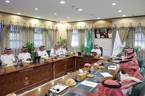 أمين الطائف يترأس اجتماع اللجنة الدائمة لتنسيق المشروعات الخدمية