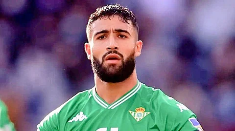 نبيل فقير