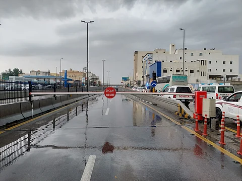 أمانة الشرقية: إغلاق أنفاق طريق الملك فهد بالدمام احترازيًّا