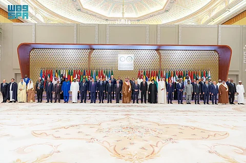 مساعٍ سعودية بنّاءة في توحيد الصف ضد عدوان "إسرائيل" على غزة.. قمة استثنائية ولجنة وزارية